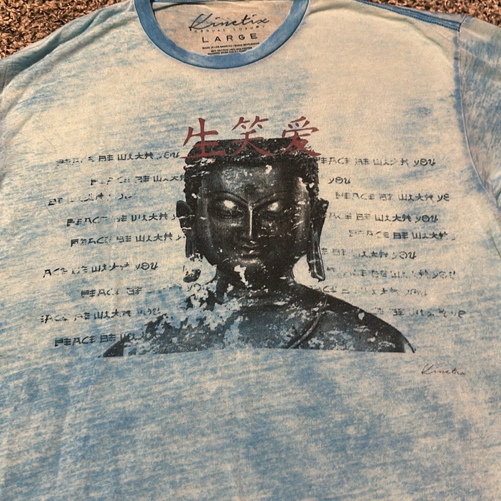 Nwot. Kinetix Blue Short Sleeve Tee with Artistic Graphic. Size L. - Picture 3 of 4